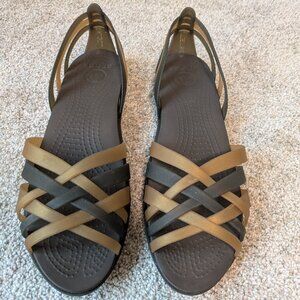 Crocs Huarache Mini Wedge. Sz 10. Espresso & Bronze.